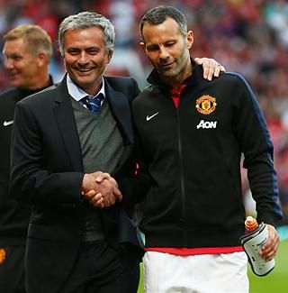 Mourinho és Giggs régi ismerősként üdvözölte egymást