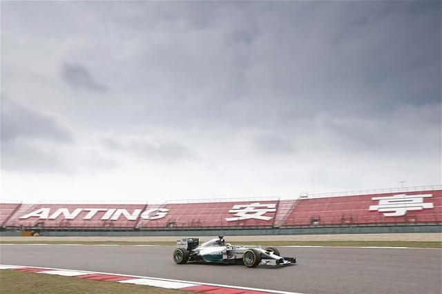 A két Mercedes nem futott mért kört (Fotó: Action Images)