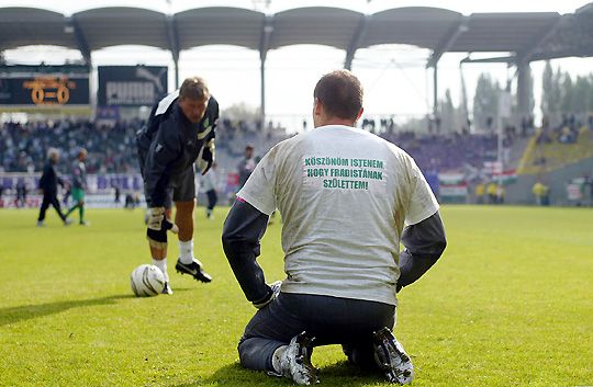 Szelet vetett, vihart aratott: Szűcs Lajos a Megyeri úton. Állt itt kapuban UTE-címerrel is...