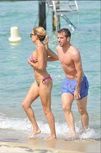 Rafael és Sylvie van der Vaart Saint-Tropez-ban (Fotók: nieuwsblad.be)