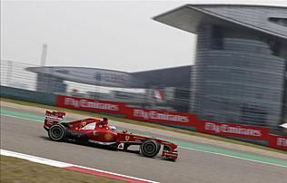 3. szabadedzés:  Alonso nyomatékosította a Ferrari pazar formáját