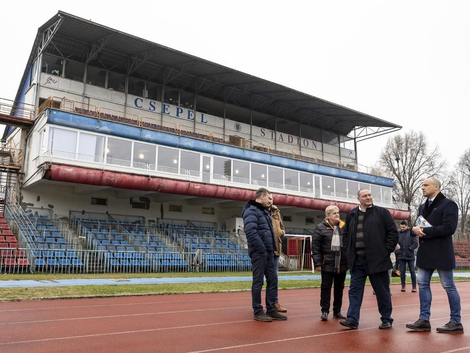 A Csepel SC stadionja (Fotók: Árvai Károly)