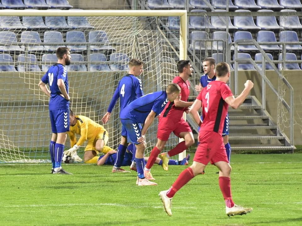 Pécsi öröm a mindent eldöntő gól után (Fotó: Kiss János/Új Néplap)