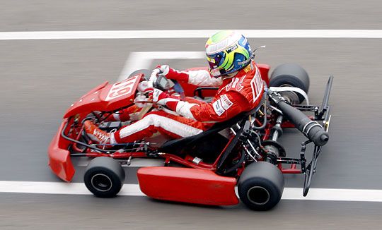 Massa a gokart után 2007-es Formula–1-es autóba ül (Fotó: Action Images)