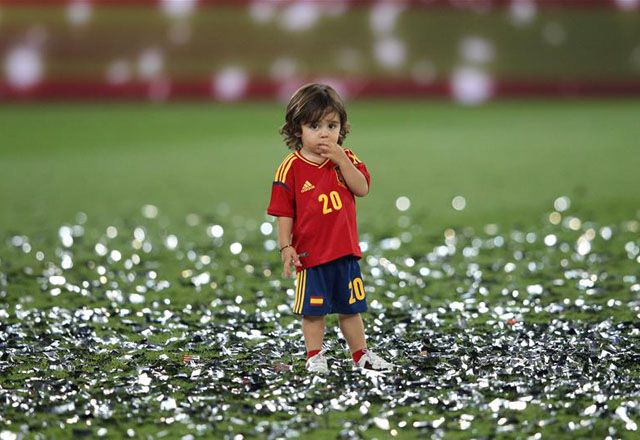 Cazorla kisfia ezentúl Londonban lesz bölcsis. Arsene Wenger minden bizonnyal megtekinti labdakezelését