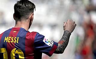 Lekerült Messiről a hosszú ujjú póló