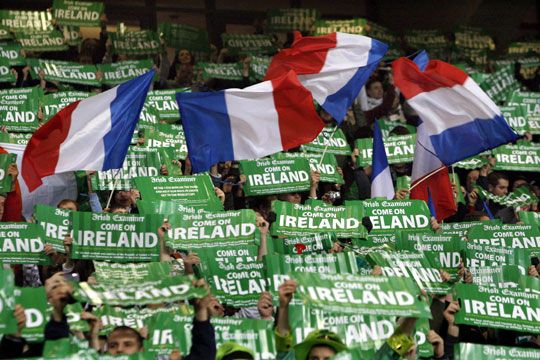 Henry szerint elképzelhető, hogy a Stade de France-ban is több lesz az ír zászló, mint a francia (Fotó: Reuters)