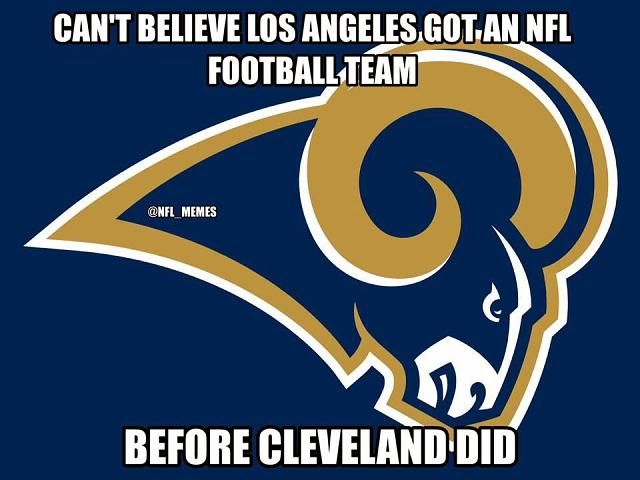 Los Angeles hamarabb kapott csapatot, mint Cleveland... (Fotó: NFL Memes)
