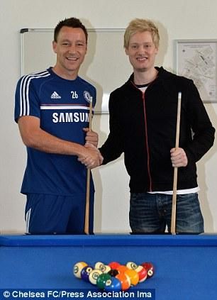 John Terry és Neil Robertson meccse döntetlenül végződött (forrás: Daily Mail)