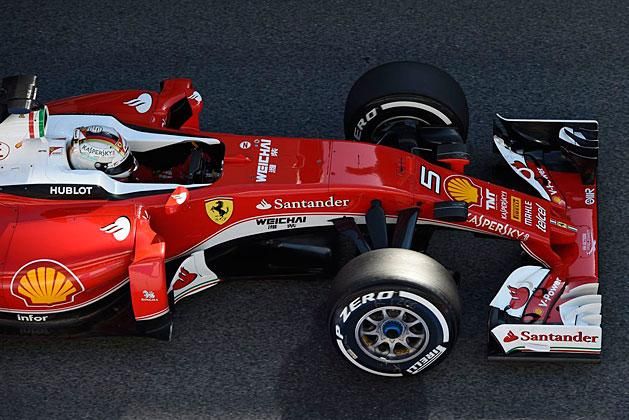 Továbbra is Vettel és a Ferrari az élen Barcelonában