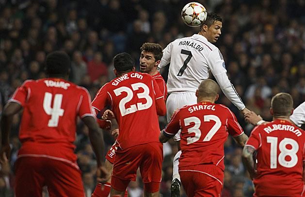 Cristiano Ronaldo a Liverpool ellen 2014-ben (Fotó: AFP)