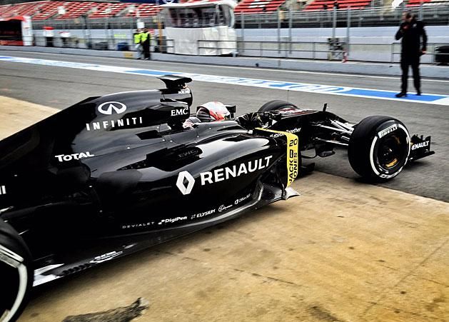 Magnussen ma próbálja ki először a Renault-t