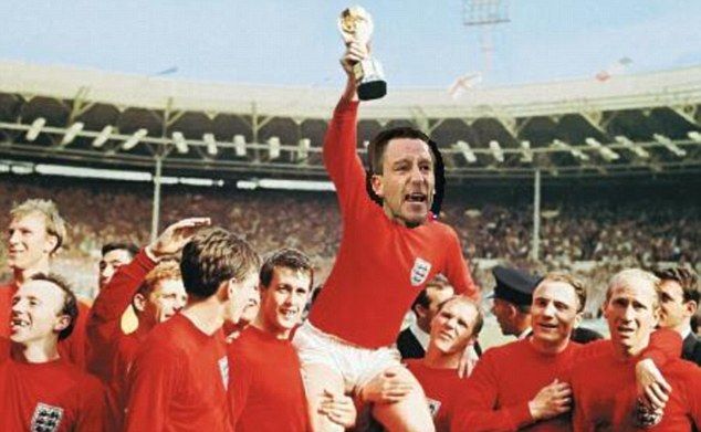 Terry az 1966-os világbajnoki cím ünneplésénél (Fotó: Daily Mail)