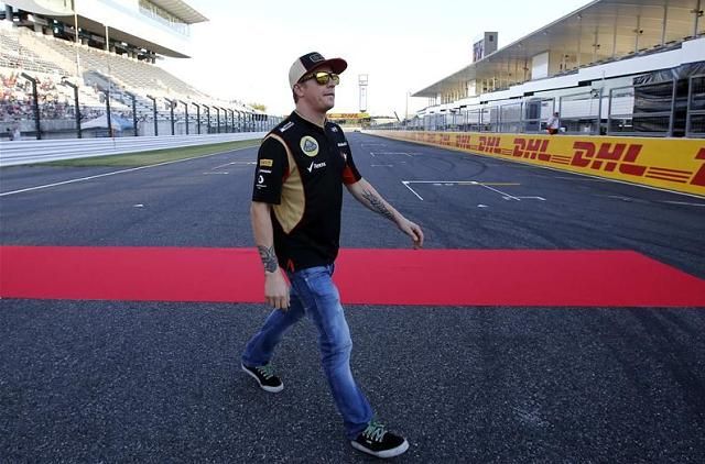 Kimi Räikkönen bizakodik a szombati folytatás előtt