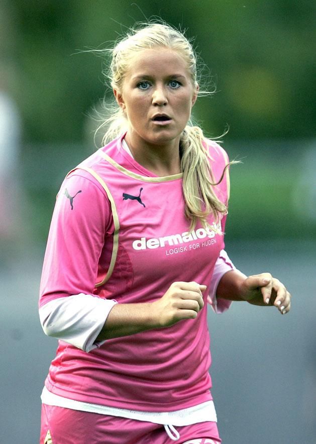 A norvég bajnokság 2009-es gólkirálynője, Lene Mykjaland hazája egyik legcsinosabb játékosa (Fotó: archív)