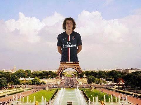 Suárez után a mémek keserítik David „Eiffel-torony” Luizt
A MÉMEKHEZ KATTINTSON A KÉPRE!