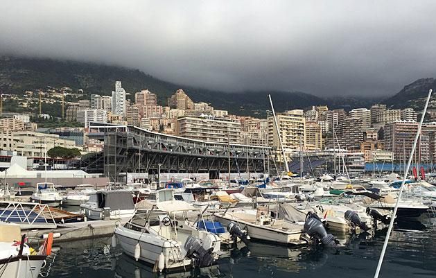 Felhős az ég Monacóban