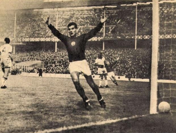 A szenzációs magyar–brazil (3:1) csoportmeccsen a mieink második gólját Farkas János lőtte