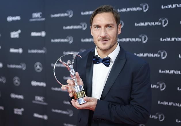 A tavaly visszavonuló Francesco Tottit is díjazták a Laureus-gálán