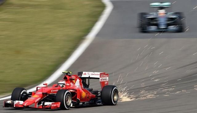 Kimi Räikkönennek elege van abból, hogy valami mindig közbejön az időmérőkön
