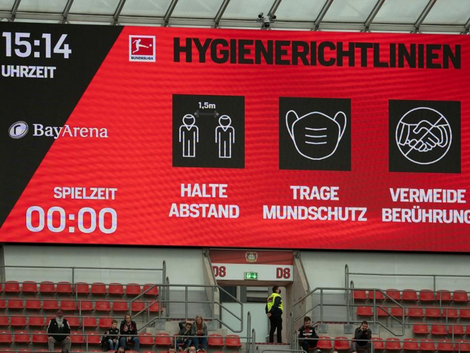 Szigorú szabályok mellett, de visszatérhettek a nézők Leverkusenbe is (Fotó: AFP)