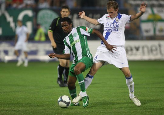 Libian Abdi (balra) sem tudott ezúttal segíteni a Ferencvárosnak. Libian Abdi (balra) sem tudott ezúttal segíteni a Ferencvárosnak.