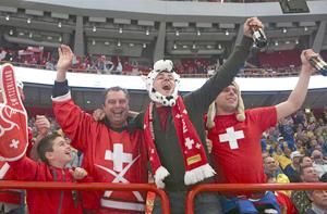 Örömittas svájci szurkolók: csodálatos vb-jük volt