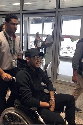 Ez a fotó terjed Neymarról a közösségi médiában