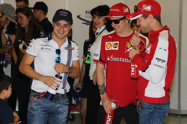 Massa fia megnevettette Räikkönent és Vettelt is