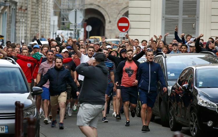 A vonuló angolok (Fotó: Action Images)