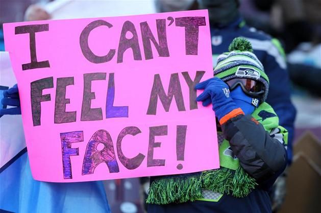 „Nem érzem az arcom!” – borzalmas hidegben játszották a meccset (Fotó: Reuters)
