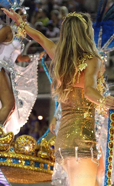 Giselle Bündchen a felvonuláson (Fotó: Egotastic.com)