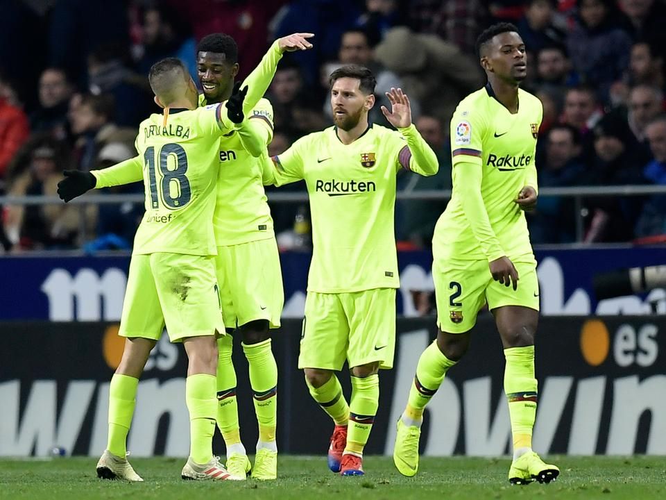 Messi és a többiek: ebben az idényben átlagosan 10 millió fontot tehetnek zsebre a Barcelona játékosai (Fotó: AFP)