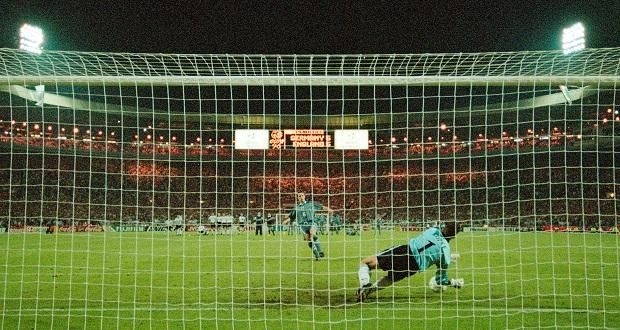 1996: a mostani angol szövetségi kapitány Gareth Southgate tizenegyesét a német Andreas Köpke kivédte az elődöntőben (Fotó: Getty Images)