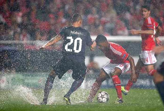 Lisszabonban a víz volt az úr (Fotó: Reuters)