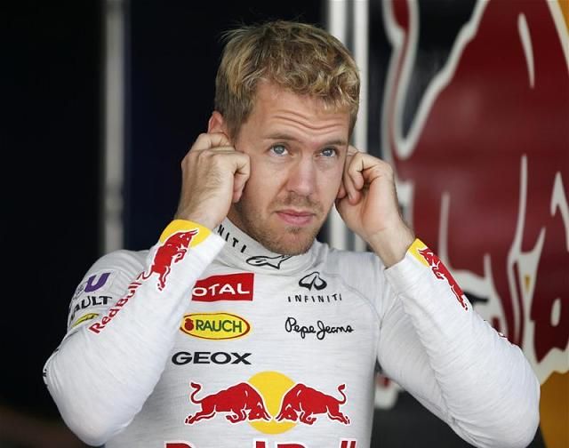 Sebastian Vettel hallgathatja riválisai véleményét szingapúri nyilatkozata után – de inkább nem hallgatja…