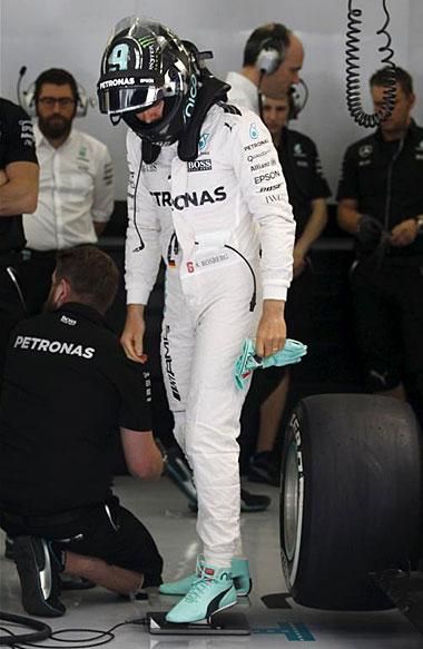 Rosberg azt hitte, övé a pole – de Hamilton ezúttal is gyorsabb volt nála
