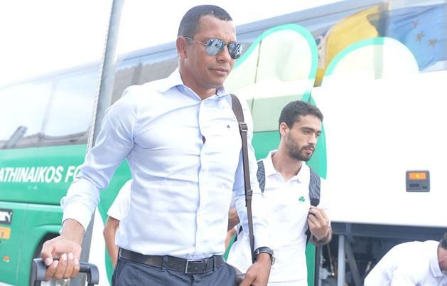 Gilberto Silva már nem dolgozik a Panathinaikosznál (Fotó: pao.gr)
