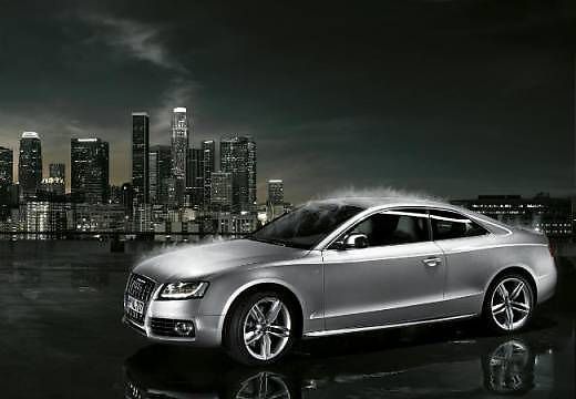 Thomas Müllernek az Audi S5 Coupé 4.2 FSI quattro jött be (Fotó: auto.local.ch)