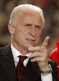 Trapattoni dühös a pontvesztésért