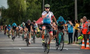 Magyar Gergő (16) Alberto Contador csapatában folytatja Forrás: bringasport.hu