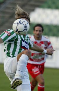Alekszandar Jovics nem futballozott fejetlenül &#8211; a légiós szerezte a Fradi elsô gólját (Fotók: M. Németh Péter)