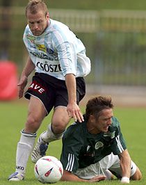 Márkus Tibor (balra) lendületes, gólerôs futballja külhoni szerzôdést ért