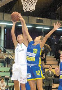 A szolnoki Bjelica (12) ellenállhatatlan volt (Fotó: Pluzsik Tamás)