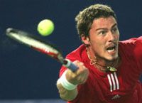 Marat Szafin már elôdöntôs a pekingi ATP-versenyen