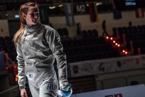 Betegen, de aranyosan: Szűcs Luca Torunban lett kadét-világbajnok Forrás: fencingsport.club