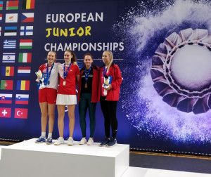 Jobbról: Madarász Réka és Sándorházi Vivien harmadik lett Tallinnban
