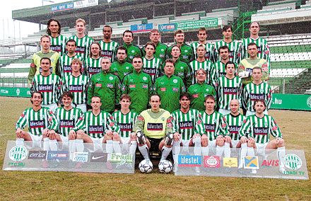 Felső, negyedik sor (balról): Sorin Botis, Gyepes Gábor, Sowunmi Thomas, Farkas József edző, Józsa Miklós kapusedző, Keller József edző, Balog Zoltán, Dragóner Attila, Kriston Attila.Harmadik sor (balról): Szabó Kálmán, Dragan Vukmir, Alekszanda