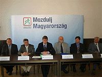 Újabb négy sportág vezetője írta alá a megállapodást, így a Sport XXI 2004-ben hét sportágat foglal magában