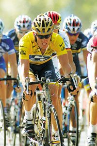 Lance Armstrong útban hatodik Tour-gyôzelme felé